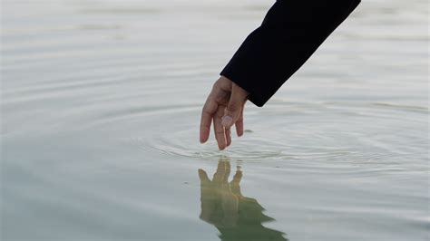 Why Water Is Wet Science at Kenneth Keene blog