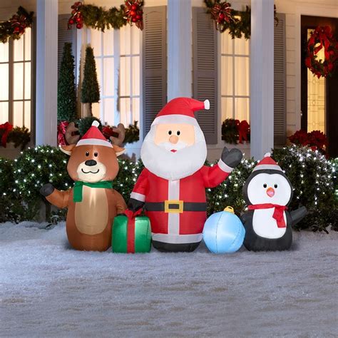 Holiday Living 4.43-ft Lighted Santa Christmas Inflatable in the ...