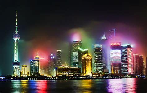 File:Hazy Lujiazui - PuDong, Shanghai.jpg - Wikimedia Commons