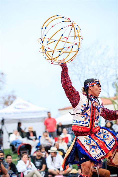 At the Heard Museum Hoop Dancing Competition, Indigenous Beauty and ...