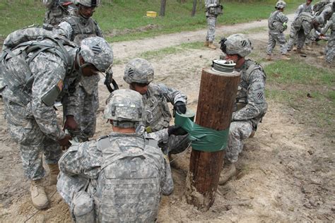 Us Army Combat Engineer