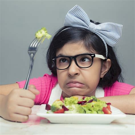 Nourishing Fussy Eater Baby: How to Feed & Meaning of Fussy Eater