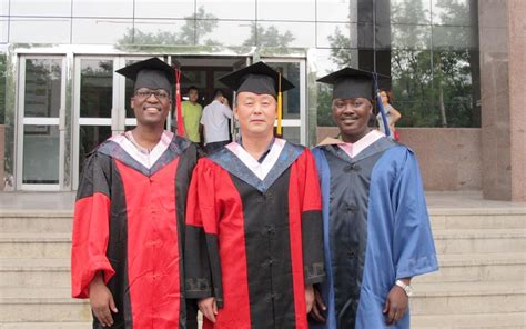 2010年张文新教授指导两名外籍学生获得博士、硕士学位-中国反校园欺凌网