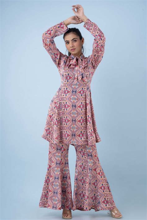 Buy Knot Collar Top With Flared Pants | Co-ords Sets | Kohsh