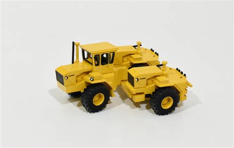 Scratch Built Tractor Models 的图像结果