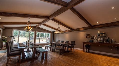 BELLA COOLA EAGLE LODGE (Bella Coola Valley) - 2025 B&B Reviews ...
