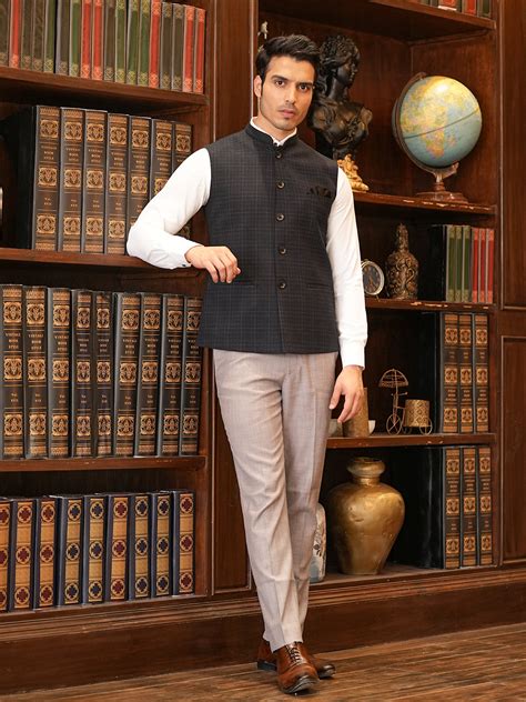 Space Grey Nehru Jacket with Brown Chex and pocket square – Essas Club