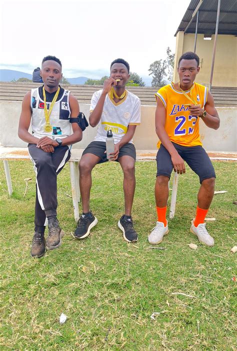 Scalp Itching in Athletes: Understanding Causes and Management After Running and Showering | by ...