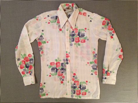 1970s Men's Shirt Styles - Vintage 70s Shirts for Guys