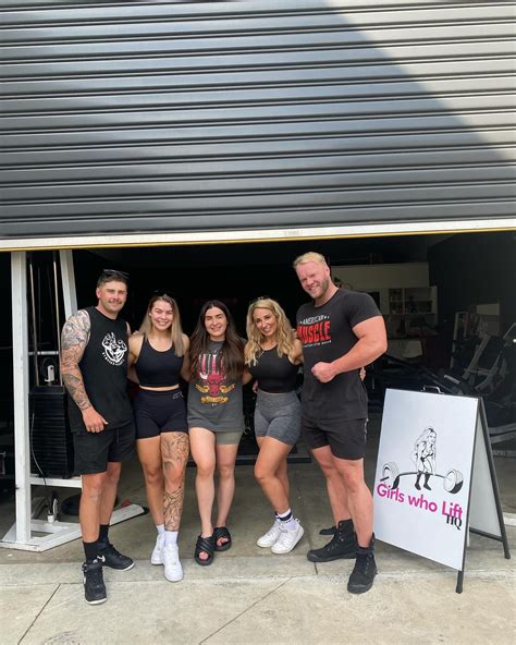 Sammy Jane (@sammy_majorcitystrength) • Instagram photos and videos