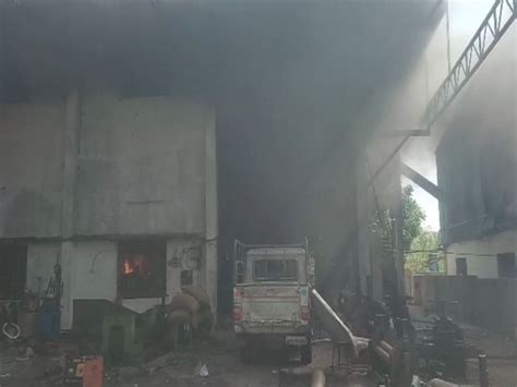 Three injured as fire breaks out at engineering unit in Telangana's ...