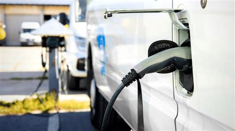 Van Electrics Explained 的图像结果