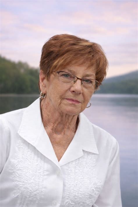Nelda Hutchins — Fraker Funeral Home, Inc.