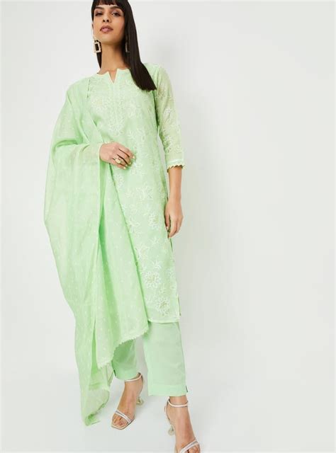 Buy Women Printed Straight Kurta Set Online at just Rs. 1499.0 ...