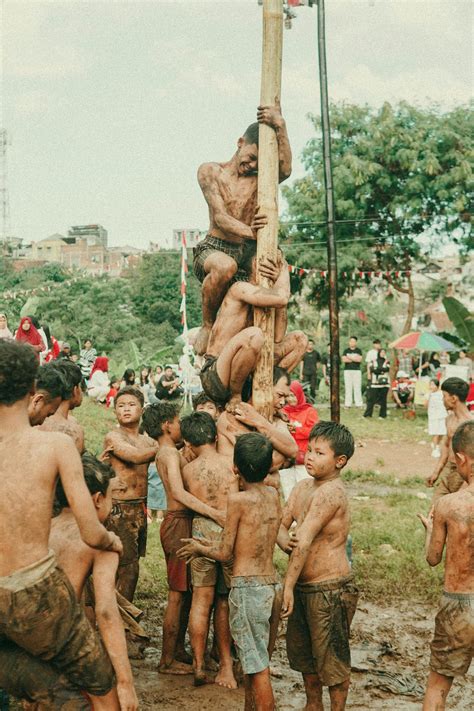 Girls+Flashing+In+Public+Gifs Photos, Download The BEST Free Girls ...