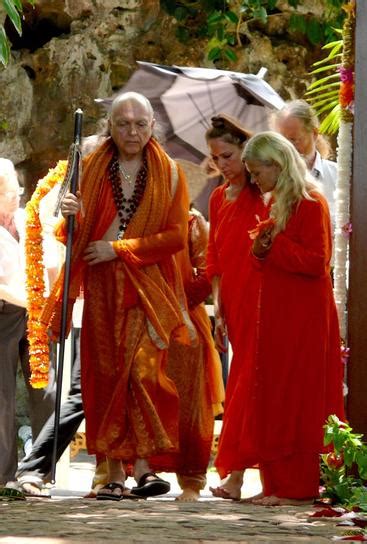 Testimonials: Ruchira Sannyasin Order