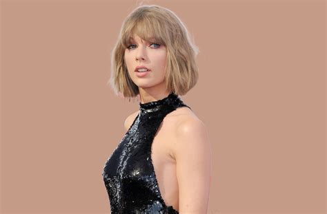 10 Saddest Taylor Swift Songs - ClassicRockHistory.com