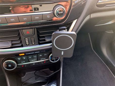 Resultado de imagen de magsafe carplay