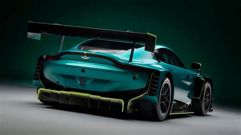 Aston Martin reveals AMR24 F1 car alongside Vantage GT3 - Overdrive