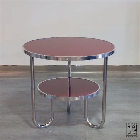 Tubular steel table in the style of the Bauhaus-Modernism - ZEITLOS ...