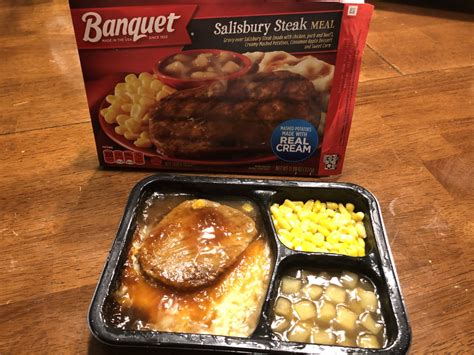 Sampling the Banquet Frozen Dinner Meals | Wichita By E.B.