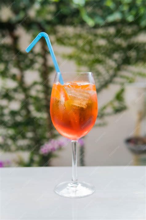 Premium Photo | Aperol spritz a taste of italian sunshine