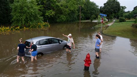 How Wisconsin residents can avoid home and car repair scams after floods