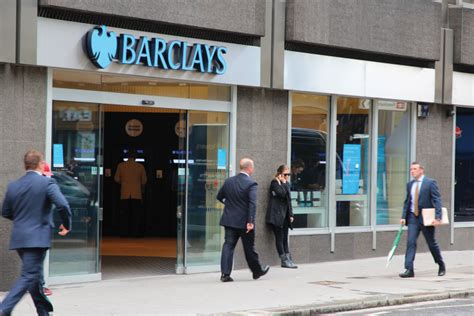 巴克莱银行（Barclays）有多少种信用卡？ - 拔草酱-拔草酱