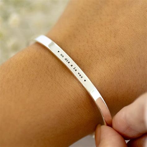 Personalized Memorial Text Engraved Bracelet For Men's – Jeluxa