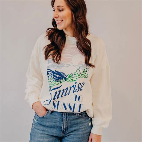 Z Supply | Sunset Sunday Sweatshirt | Sea Salt | Mustard Seed Boutique