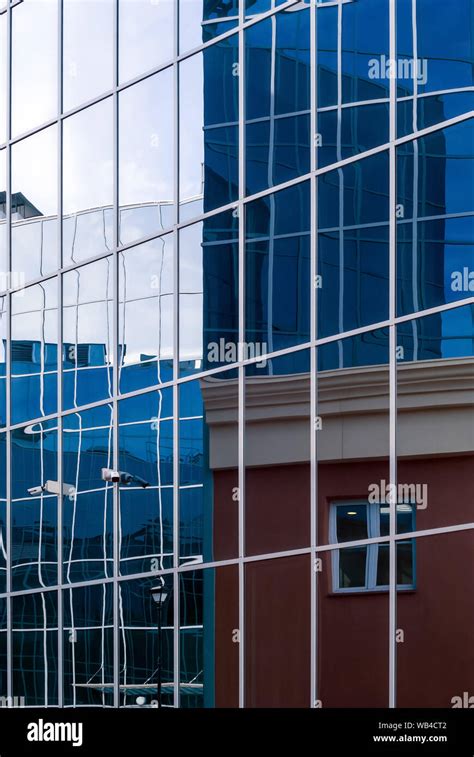 British High-Tech Design 的图像结果