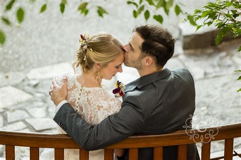 Woodbury Central Park Wedding Photos | Emily + Dustin