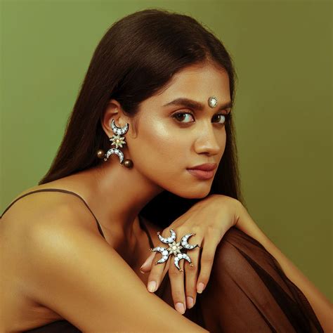 The Loom - Online Shopping For Women Clothing & Accessories