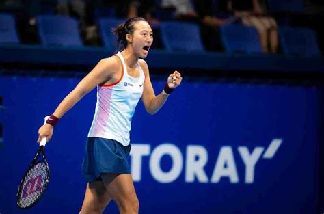 Tennis 郑钦文 的图像结果