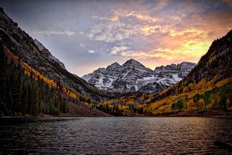 Explore the Fall Colors of Ouray Today! - Twin Peaks Lodging