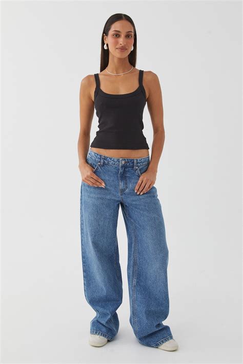 Low Rise Baggy Jean | Roupas estilosas, Looks estilosos, Looks moda