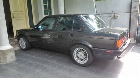 1990 BMW 318i M40