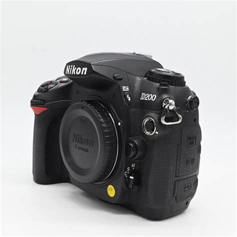 Nikon D200 Digital SLR body – Grays of Westminster Online Shop