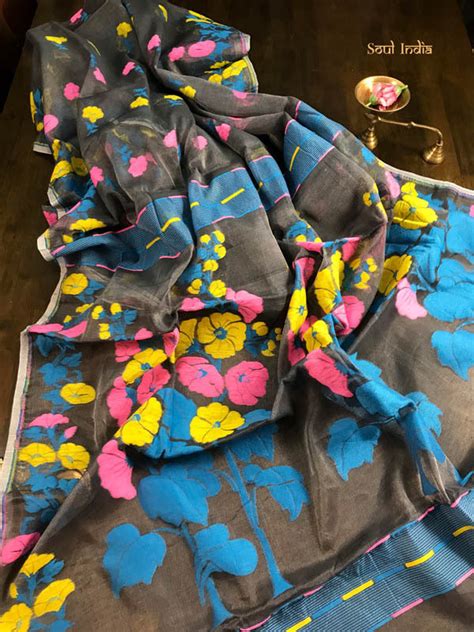 Jamdani Saree with Floral work - Grey – Soul India