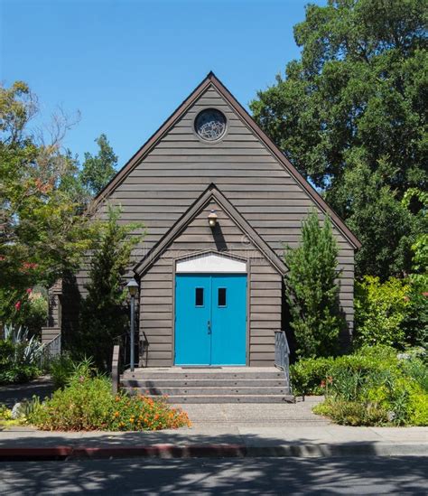 Simple Church 的图像结果