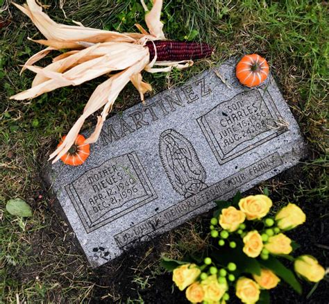 Hundreds turn out for Mass in Day of the Dead celebration at San ...