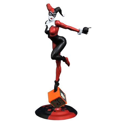 DC Comic Gallery Harley Quinn Classic Statue
