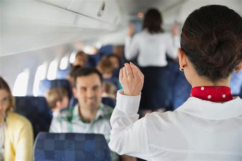 Simple Guide To Flight Attendant Schedule - FLYING Magazine