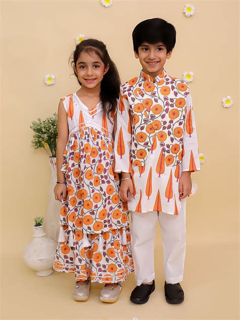 Matching Family Outfits - Twinning Clothes Online | The Mom Store