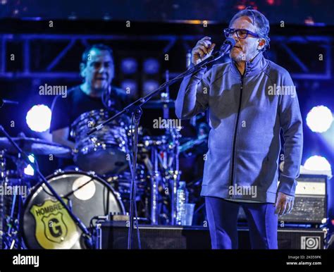 The rock bands in Spanish of the 80s and 90s, Men G from Spain and the ...