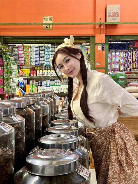 Tz Shing (@_ashley_aixi) • Instagram photos and videos