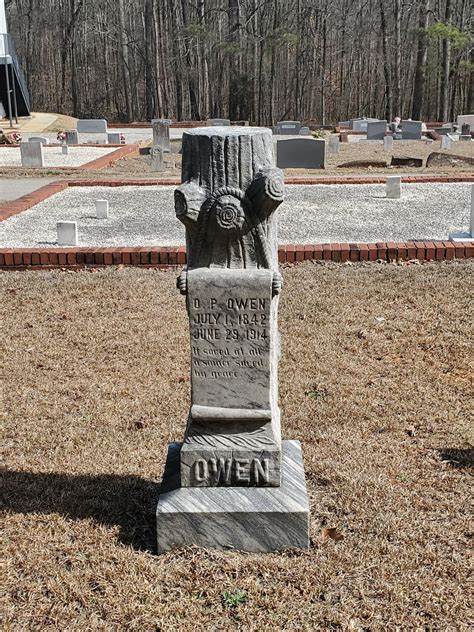 Woodmen of the World Headstone : r/CemeteryPorn
