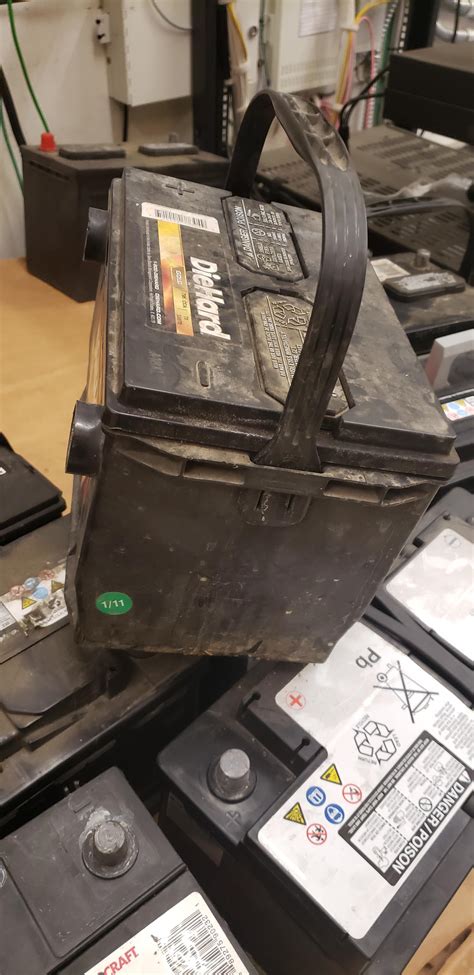 this battery that came into my work a couple days ago from 1/11! : r ...