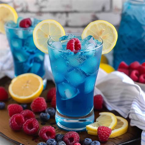 Make Refreshing Blue Raspberry Lemonade - last min recipes