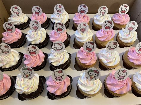 Pin by Lidia Leiton on Virgen de guadalupe fotos | Hello kitty birthday ...